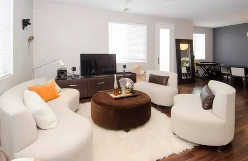 Northside House | Modern LUXE 2B-2.5B townhome near downtown San Jose with AC and Peloton Bike