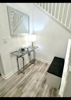 Nut Tree House | Modern Luxurious 3BR Retreat near Napa SAC SF