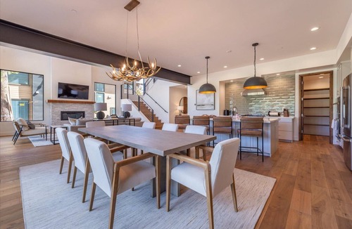 Truckee House | MODERN Mountain Lodge Luxury @ Schaffer's Mill - STUNNING, NEW 3-bedroom