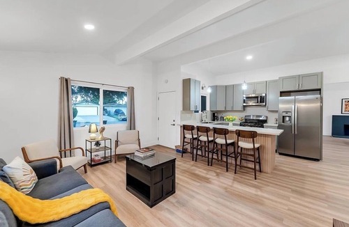 South San Jose House | Modern new 4-bedroom house with big backyard in San Jose
