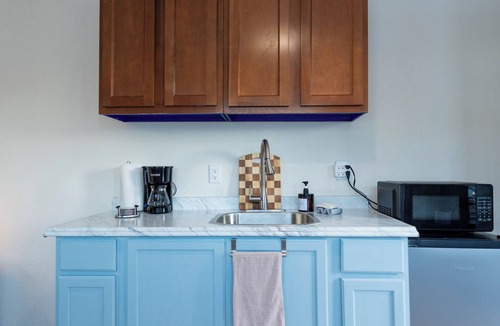Orlando Apartment | Modern Private Guesthouse with Patio near Universal+Downtown+Airport in Orlando