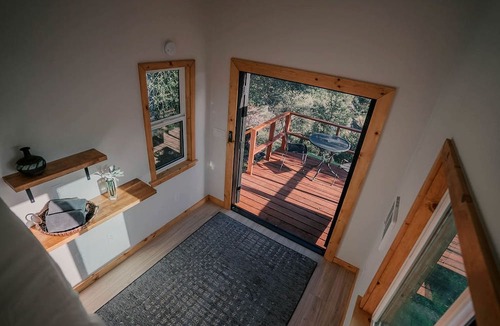 Pauma Valley Cabin | Modern-Rustic Off-Grid Retreat with Mountain Views & Serene Nature Escape in Pauma Valley, California