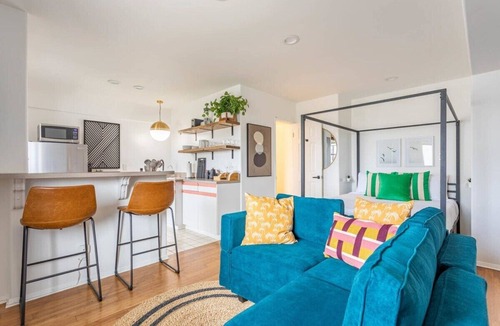 El Porto Apartment | Modern Stylish Studio Manhattan Beach