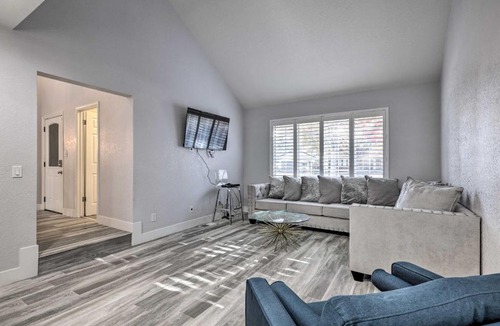 Modesto House | Modesto Home w/Deck - 2 Mi to Vintage Faire Mall