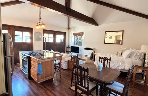 Montecito Cottage | Montecito Casita Pequena!