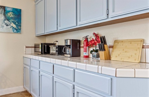 Elk Grove House | Monthly Spacious 5-bedroom 3BR home in serene Elk Grove w Billiards, Air Hockey+