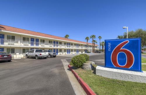 Rancho Mirage Hotel | Motel 6-Rancho Mirage, CA - Palm Springs