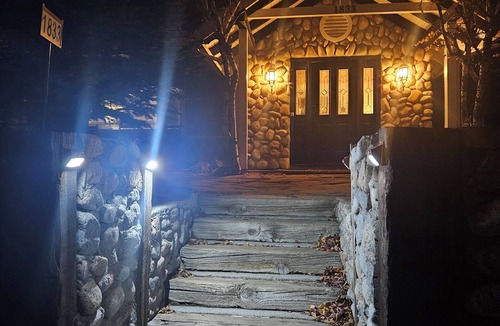 Running Springs House | Mountain Fun Lodge: Big Spaces, Big Views, Endless Games, Family Memories