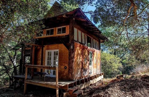 Topanga Cabin | Mountain Retreat Japanese Tea House + Private Creek and Trails