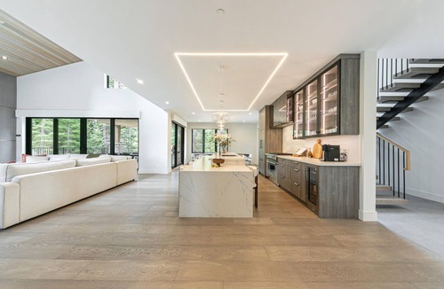 Ponderosa Palisades House | Mountain Spa Retreat