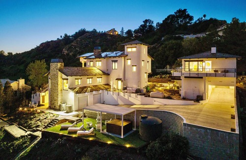 Malibu House | Mt Malibu Mansion w/Ocean Views, 2+ Acres, Mini Golf, Hot Tub, Guest House!