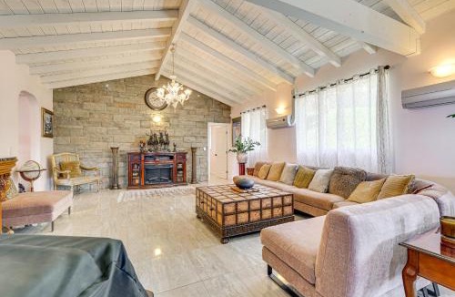 Valley Center House | Mtn-View Hideaway in San Diego County: 2,500 Sq Ft