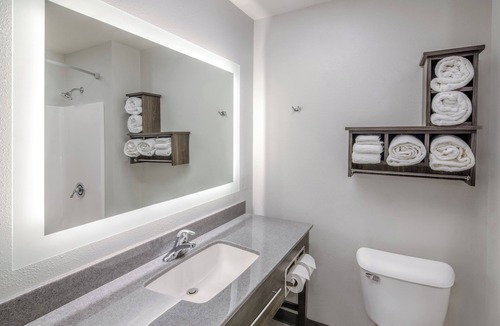 Redding Hotel | My Place Hotel-Redding CA
