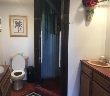 El Cajon Bed & Breakfast | Mystic Canyon Bed & Breakfast