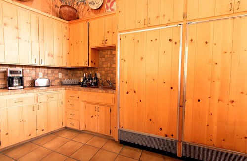 Oak Shores House | Naci Lakefront Paradise, 5 bedroom home next to the marina