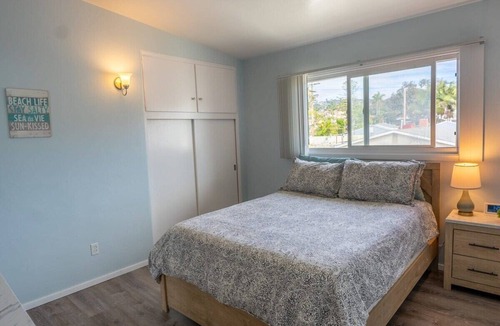 Beach Barber Tract Apartment | Nautical Ocean View Unit Above WindanSea