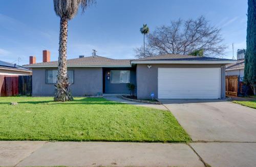 Roosevelt House | Near Airport & Dtwn: Breezy Fresno Home!