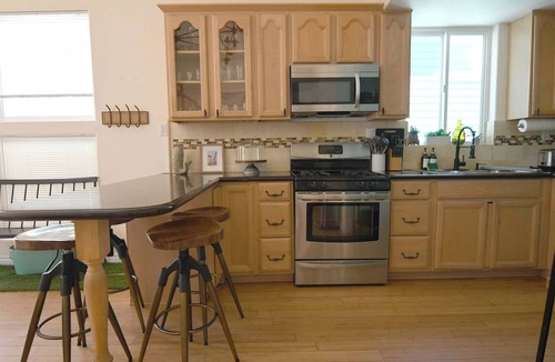 Hermosa Beach House | Near SoFi | Large Ocean View House By Orange Door