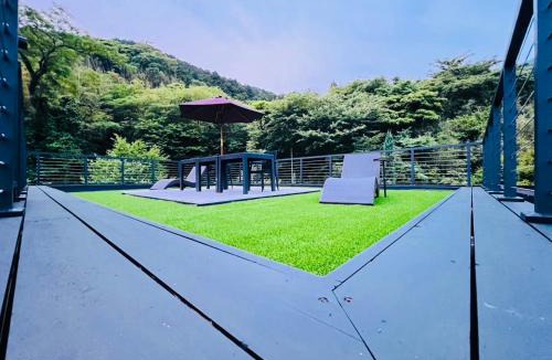 Itoshima Villa | New ! 天空の麓糸島 屋上パノラマ奇跡の眺望 露天風呂絶景サウナ BBQ 16名以上 駐車場6台 ペット