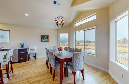 Tahoe Keys House | New-Build Tahoe Keys Haven with Pool Table, Decks & Mountain Views - Near Beach