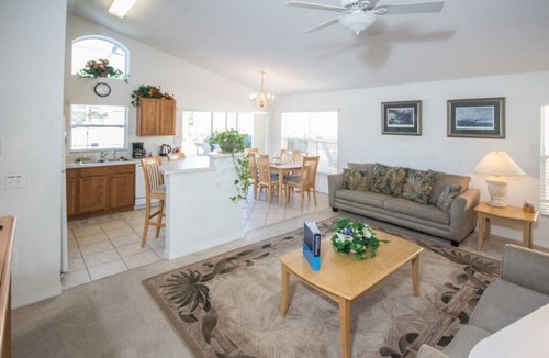 Haines City Villa | New! Charming 3 bedroom Villa on gated Southern Dunes Golf & Country Club