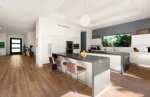 Beverly Grove House | NEW! Elevated WeHo Modern Retreat | Pool & Privacy