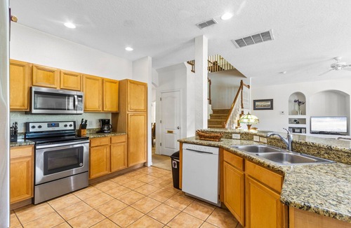 Highlands Reserve House | New Listing! Highlands Reserve Resort, 7mi to Disney & 17mi to Universal - FS379710