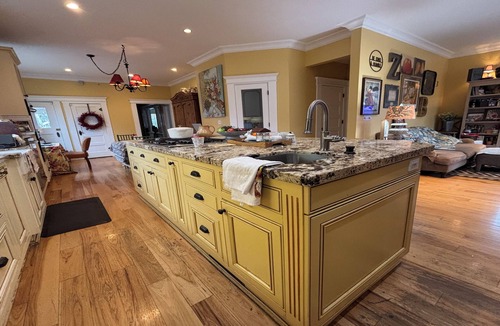 San Jose House | New Listing-Spacious 4-bedroom house in San Jose perfect for Super Bowl Weekend