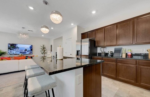 Sovana House | New Modern 6BR Villa｜Near Strip｜NEW furniture