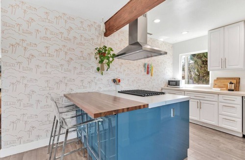 Fairmount Park House | *NEW San Diego Home-Private Hot Tub & Views+Pet