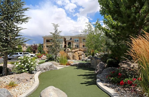 Reno/Tahoe Airport Apartment | New Stylish 1BR Apt With Heated Pool Gym Yoga Studio