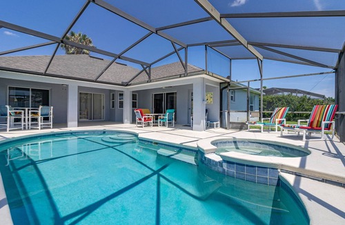 Tuscan Ridge Villa | ⭐NEWLY REFURBISHED | 4 Bed Villa | Large Private Pool Deck | Minutes to Disney⭐