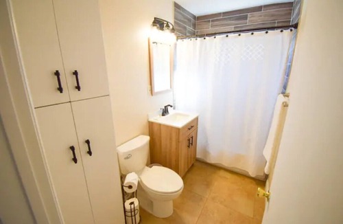 Townsite House | Newly Renovated Charming 3 bedroom Las Vegas Home