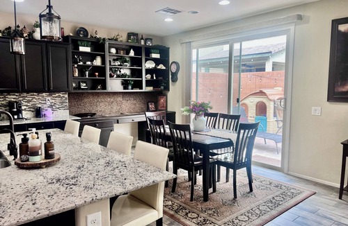 Rhodes Ranch House | Nicely decorated home with 5 bedrooms and 4 baths. Two en-suite baths!