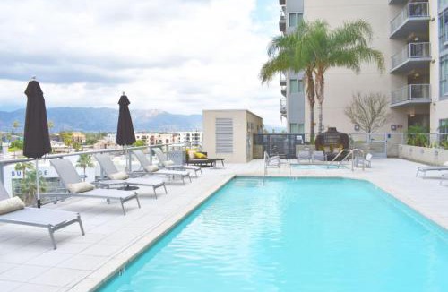 NoHo Arts District Apartment | NoHo Stay 2BR with Secured Parking