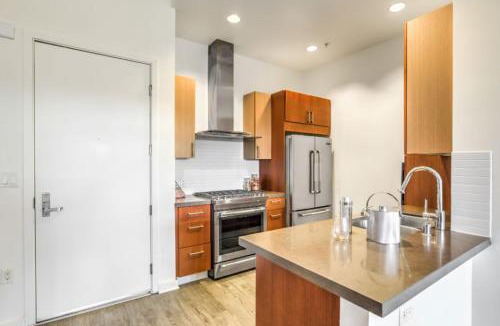 NoHo Arts District Apartment | NoHo Stay 2BR with Secured Parking