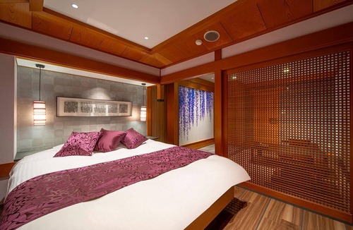 Nishinomiya Hotel | Nonsmoking Royal Room with bath and toilet /Nishinomiya Hyōgo