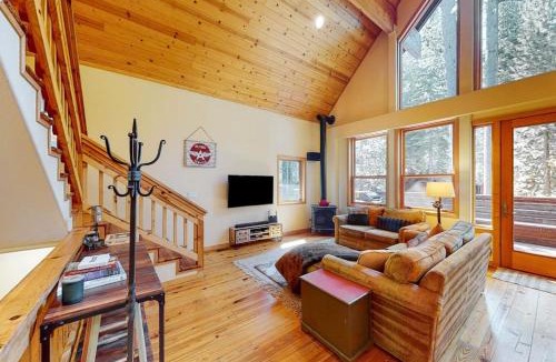 Donner Lake Woods House | North Tahoe Chalet with Private Garage - Walk to Donner Lake