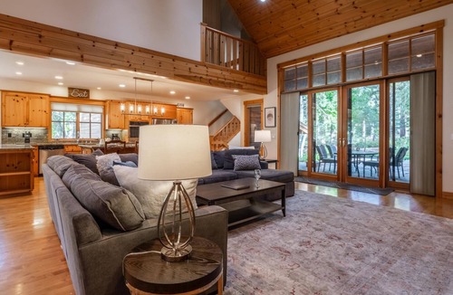 Truckee House | Northstar Home w/Creekside Views | Shuttle Access