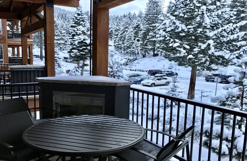 Truckee Condo | Northstar Lodge Luxury Villa - 2B/2Ba 1500sqft Sleeps 6. Ski in/Ski out
