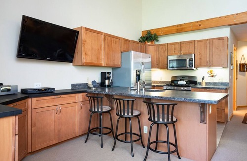 Truckee Condo | Northstar Ski-In/Ski-Out Condo