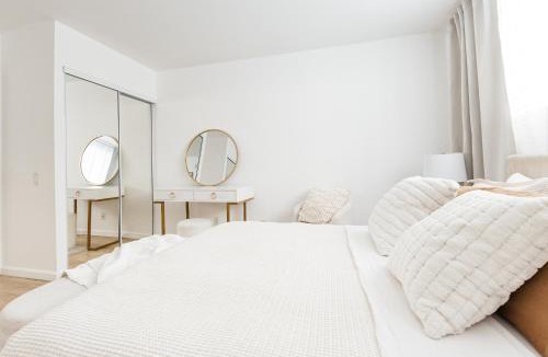 Ocean Park Apartment | Ocean Breeze Retreat