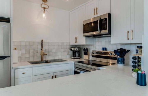 Avila Beach Condo | Ocean Paradise Awaits 2 Bed 1 Bath Walk to town and the beach, comfy outdoor area with firepit & bbq