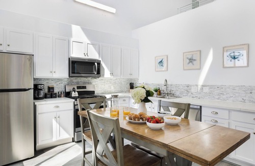 Oceano House | Oceanfront 2BR + Rooftop Deck, & Beach Access | Strand Way B