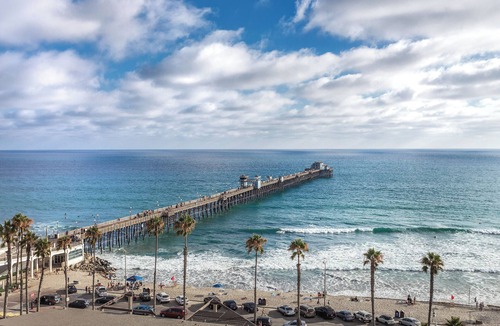 Townsite Resort | OFFICIAL LISTING | Wyndham - Oceanside Pier Resort 2BR w/Beach Access & Pool!