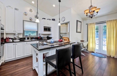 Escondido House | Old California country charm minutes from the Pacific Ocean