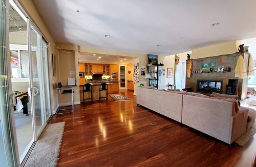 Encinitas House | Olivenhain Mini Estate in quiet area less than 12 mins from several beaches.