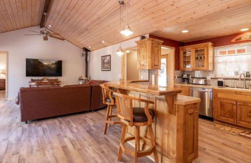 Woodlands House | One Hundred Pines Equestrian Ranch at Big Bear Lake