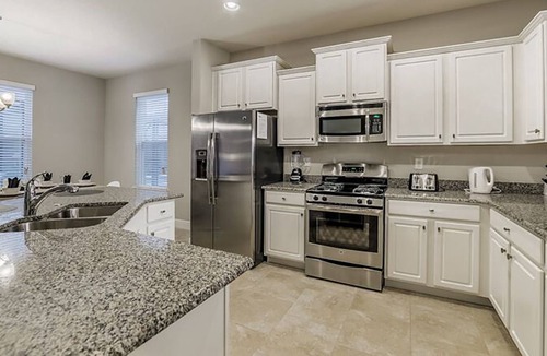 Loughman House | Orlando Vacation Home - Near Disney Parks - 6 Bedrooms