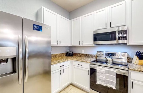 Bahama Bay Condo | Our Paradise @ Bahama Bay Resort - Spacious Resort Condo Minutes from Disney